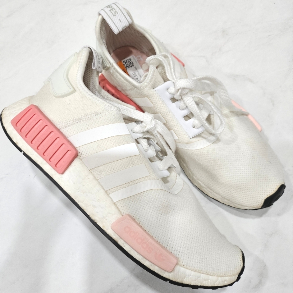 ADIDAS NMD R1 WHITE ROSE Womens   Size 9